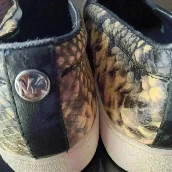 Michael Kors Slip on Sneakers snake print size 9 - Picture 14 of 16